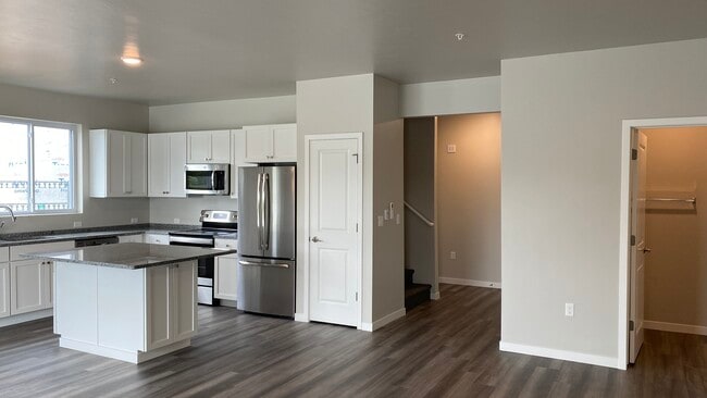 Split Level 2 BDRM Layout