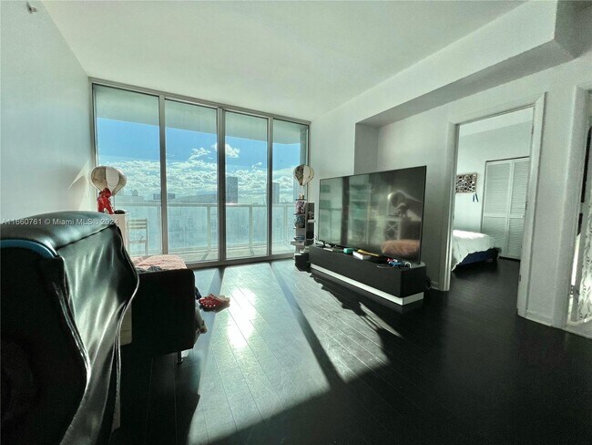 Photo - 244 Biscayne Blvd Condo Unit 2610