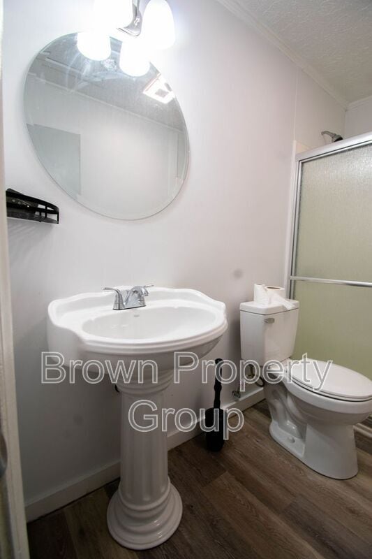 Photo - 204 S 5th St