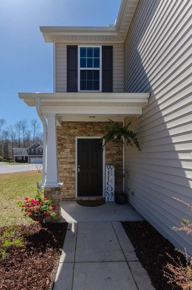 Photo - 219 Peggy's Trce