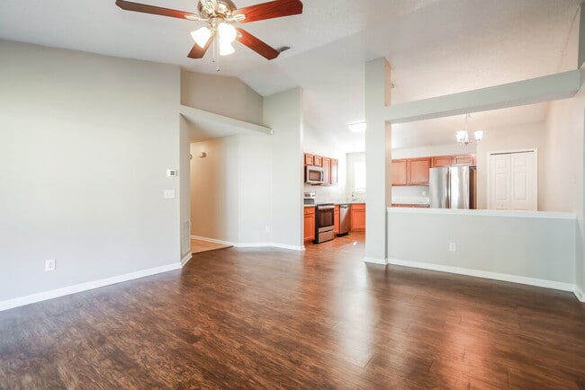 Photo - 1821 Sheraton Lakes Cir