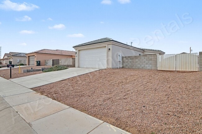 Photo - CENTRALLY LOCATED...RV PARKING...LARGE LOT