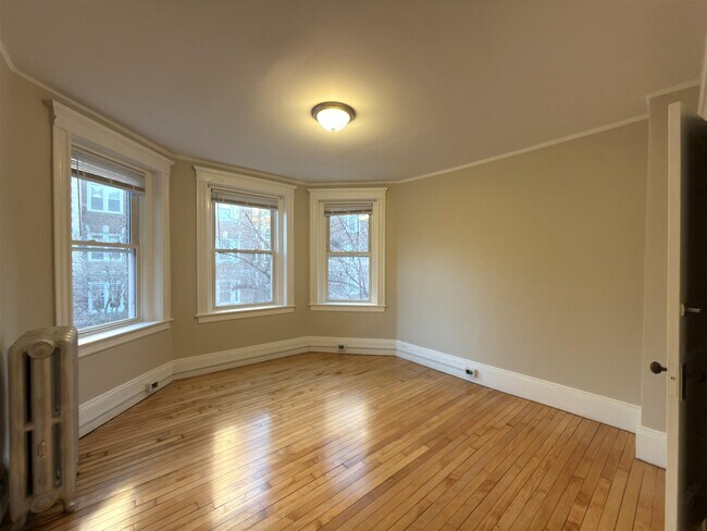 Photo - 6 Craigie Cir Unit #24