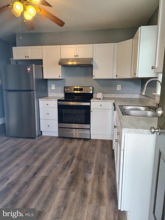 Photo - 232 S Illinois Ave