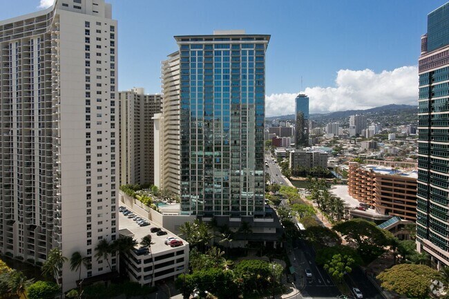 Building Photo - Luxury Living on Kalakaua Avenue - Allure ... Rental