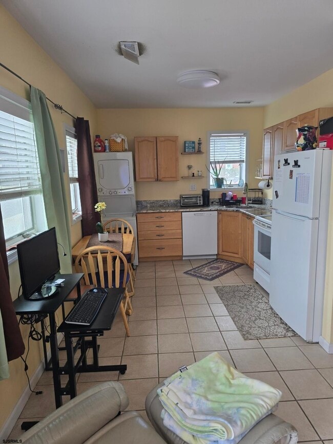 111 S Dudley Ave Unit 100