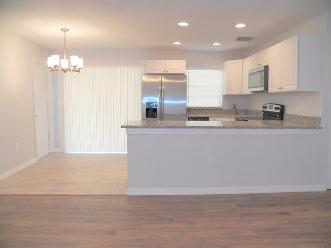 Photo - 7109 Vallejo Way