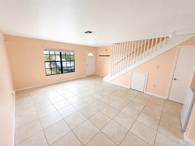 Photo - 1300 Arlington Ln NE Unit #102