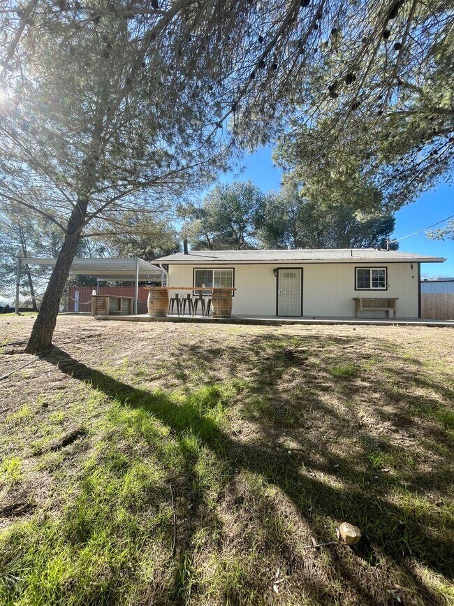 br, bath House 2655 Geneseo Rd #A House Rental in Paso