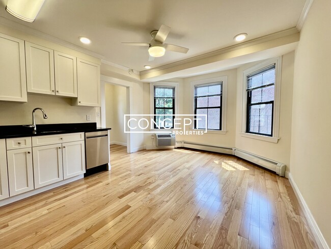 Photo - 217 Commonwealth Ave Condo Unit 26BB