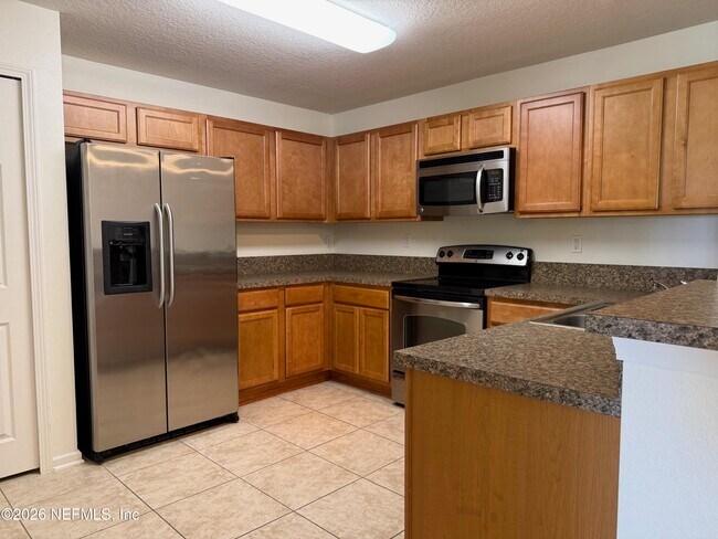 Photo - 2384 Golden Lake Loop