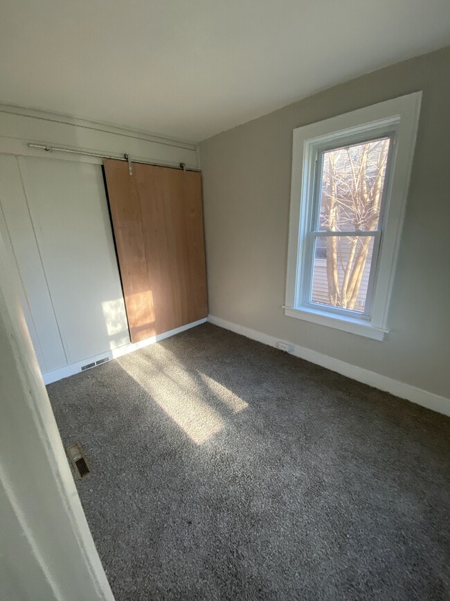 Photo - 1828 Davis Ave