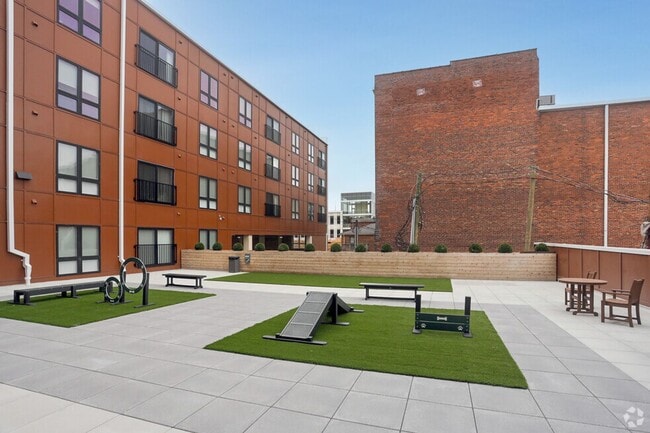 Photo - The Luna Flats