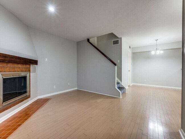 Photo - 2 Bedroom Townhome by SMU with a Pool!