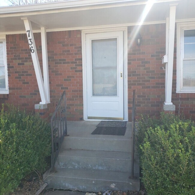 Photo - Well Kept Two Bed Room