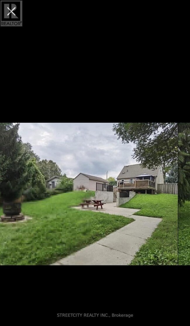 Photo - 324 Briarhill Ave