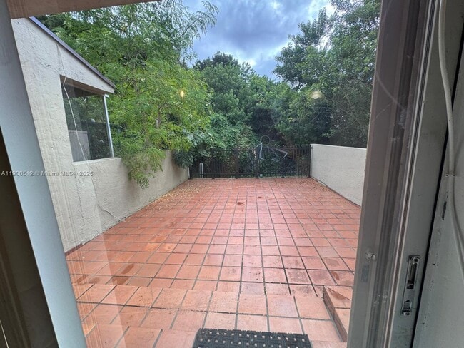 Photo - 9155 Fontainebleau Blvd