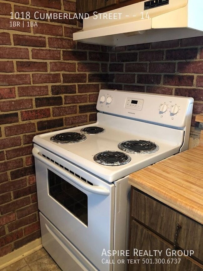 Photo - 1018 Cumberland St Unit 14