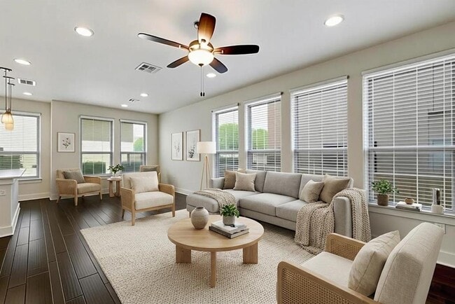 Building Photo - 5309 William Holland Ave Unit 5