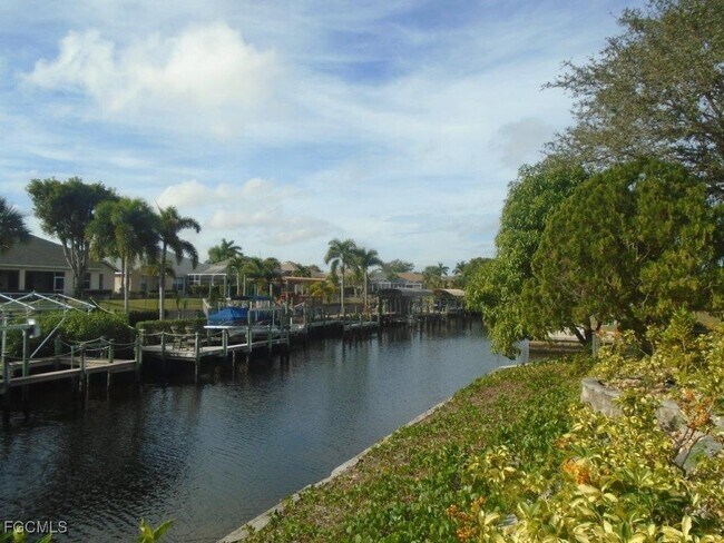 Photo - 991 April Ln