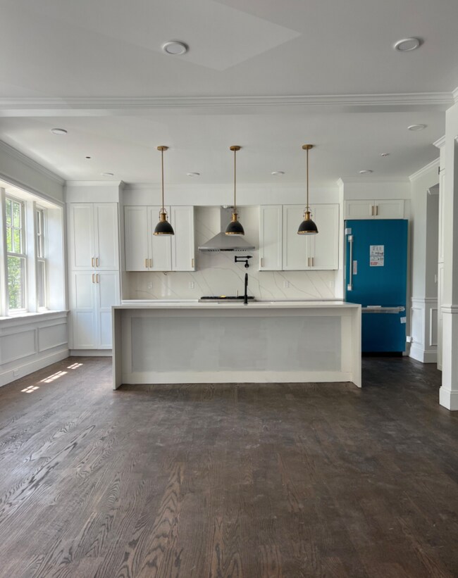 Photo - 128 Longwood Ave