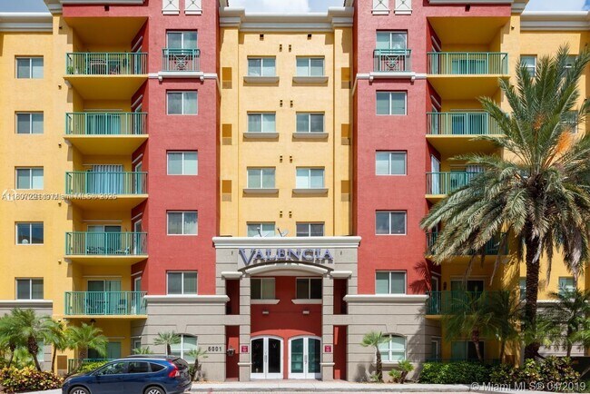 Photo - 6001 SW 70th St Condo Unit 423