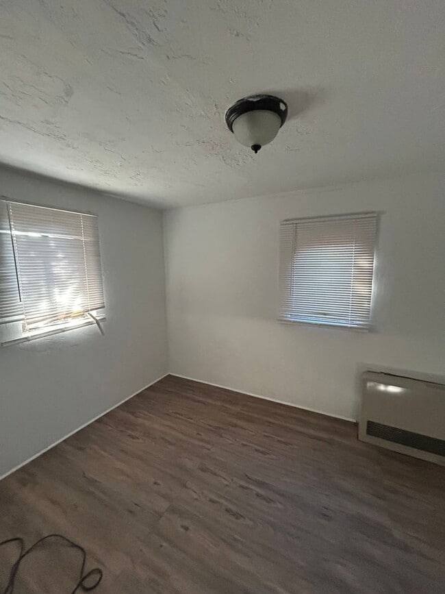 Photo - 818 Placer St