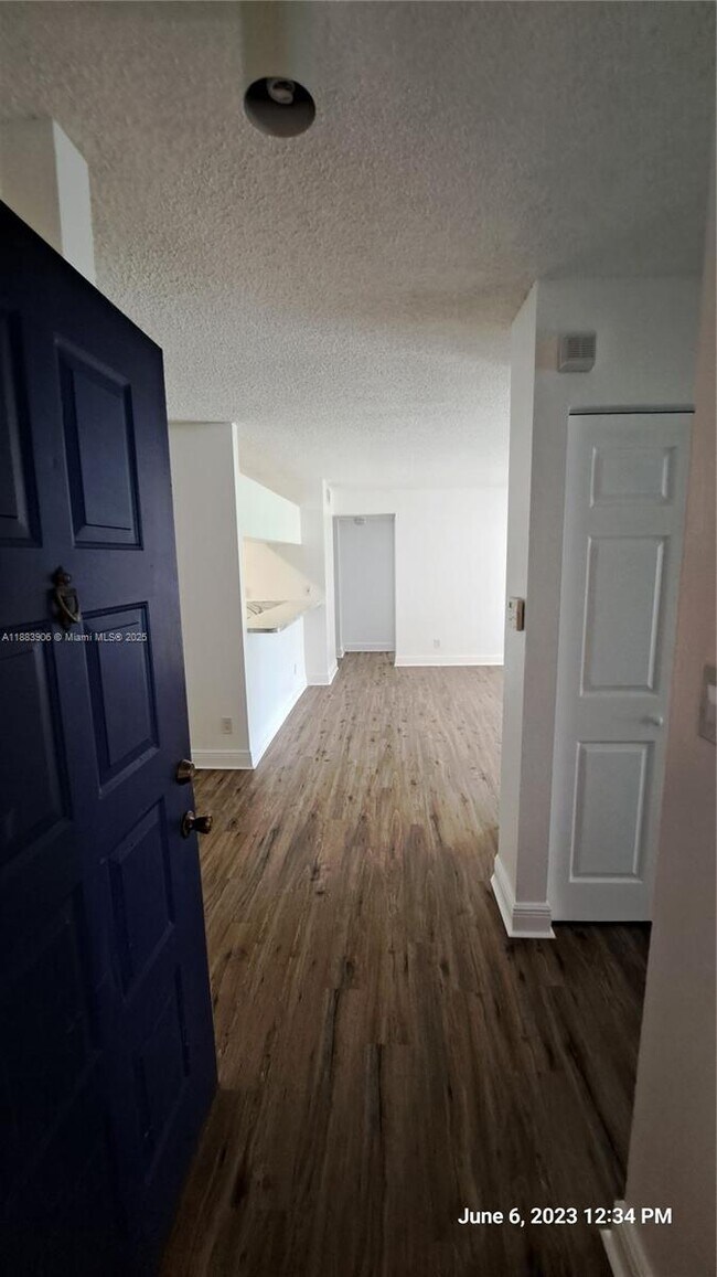 Building Photo - 15770 SW 106th Terrace Unit 104 Rental