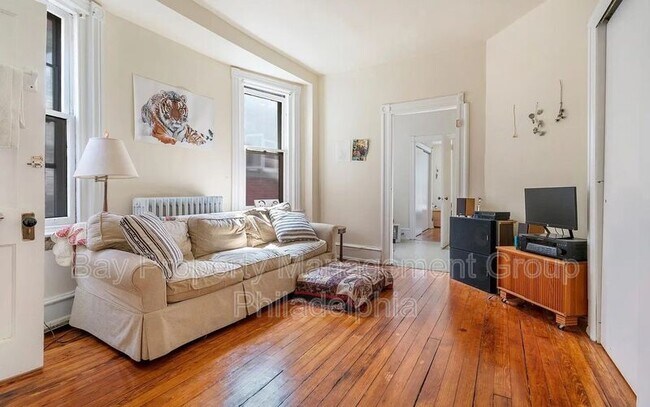 Photo - 435 S 51st St Unidad #2 Rental
