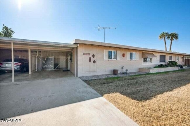 Building Photo - 10731 W Abbott Ave Rental