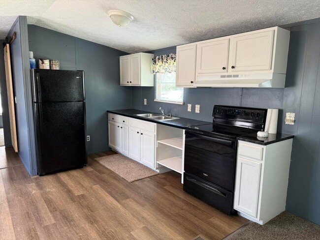 Photo - 207 Closade Rd