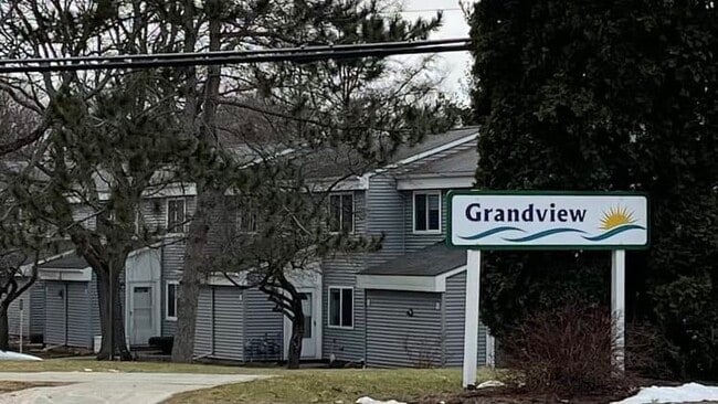 C5 Grandview Dr