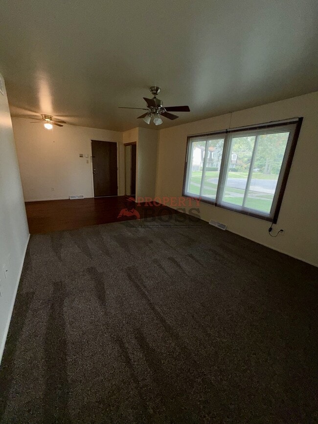 Photo - 1351 Pine Ct