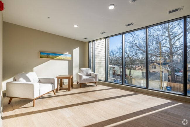 2nd Floor Lounge - New Hampshire Lofts