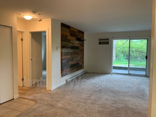 Photo - 3180-3180 De Montreuil Ct