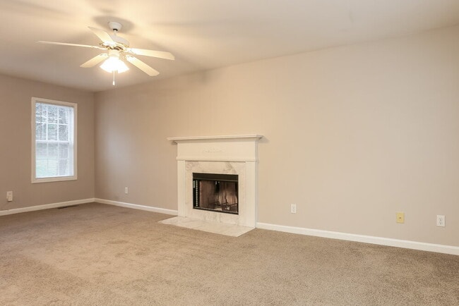 Photo - 9490 Pebble Creek Ct