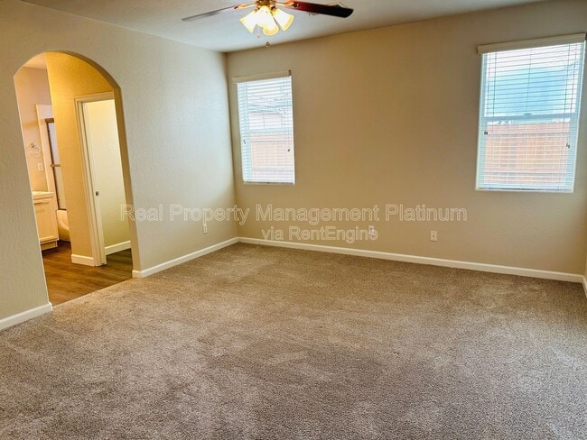 Photo - 4333 W Pinsapo Dr