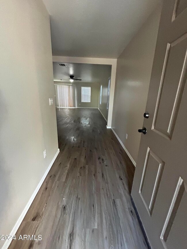 Building Photo - 2488 E Meadow Lark Way