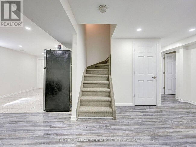 Photo - 205 London Rd