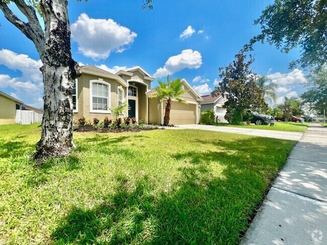 Building Photo - MOVE IN NOW! BEAUTIFUL NEW FLOORING (NO CA... Rental