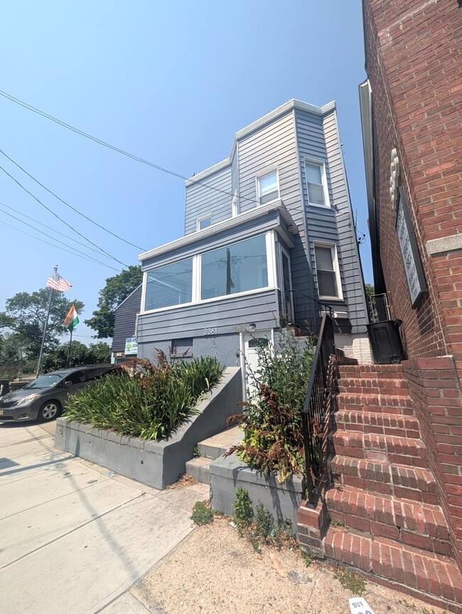 Building Photo - 3361 John F. Kennedy Blvd Unit 2
