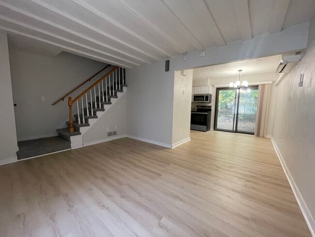 Photo - Two Bedroom Apartment in Portage Unit 10377