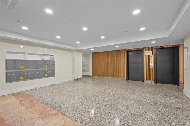 Photo - 671 Bronx River Rd Unit 6C