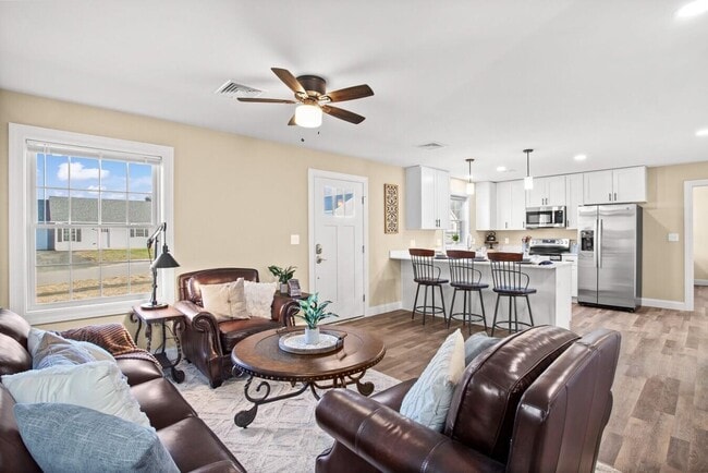 5 Hickory Ct Unit 5HC