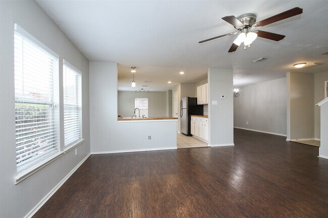 Photo - 18926 Piney Way Dr