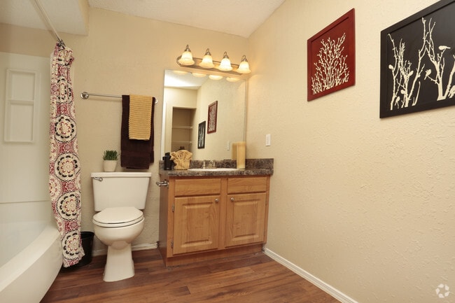 1BR,1BA_800 SF