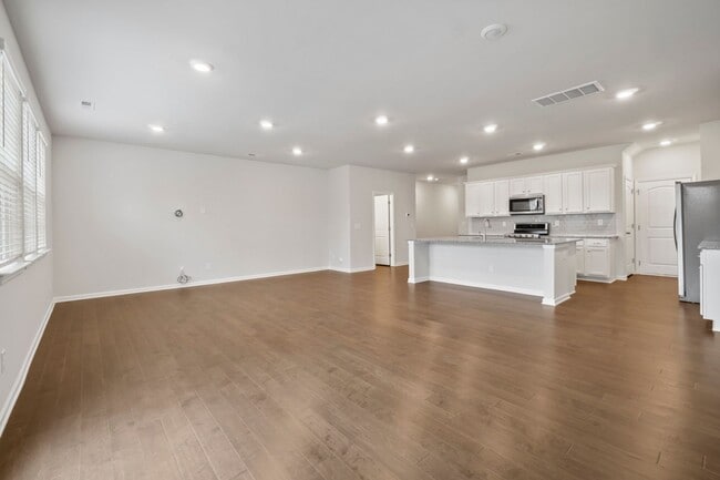 Like Brand New Luxury Townhome in Matthews! - Like Brand New Luxury Townhome in Matthews!