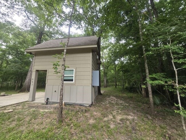 Building Photo - 667 Miller Dr Rental