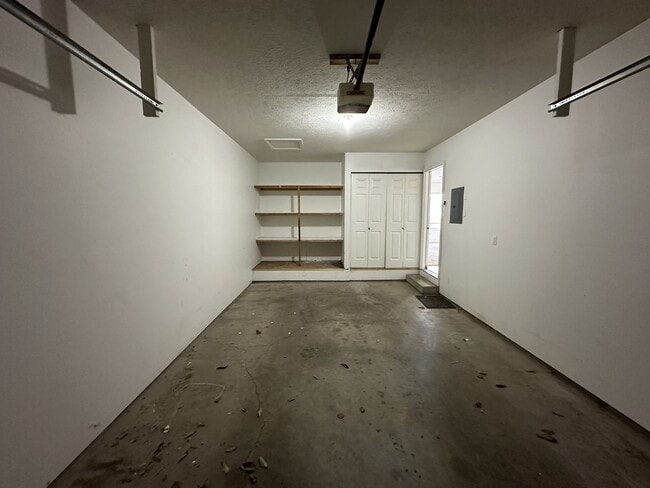 Photo - 508 Harriet Ct