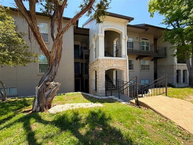 Building Photo - 6000-3 Shepherd Mountain Cove Unit 302 Rental